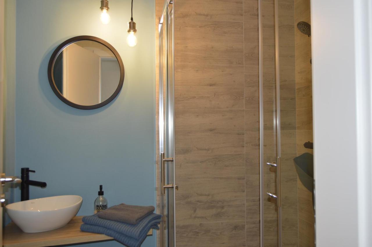 Pod Bilou Vezi Apartment Straznice Luaran gambar